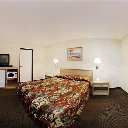 Rodeway Inn لا ميسا المظهر الخارجي الصورة