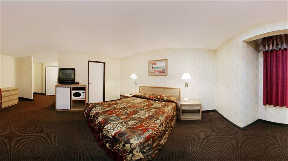Rodeway Inn لا ميسا المظهر الخارجي الصورة